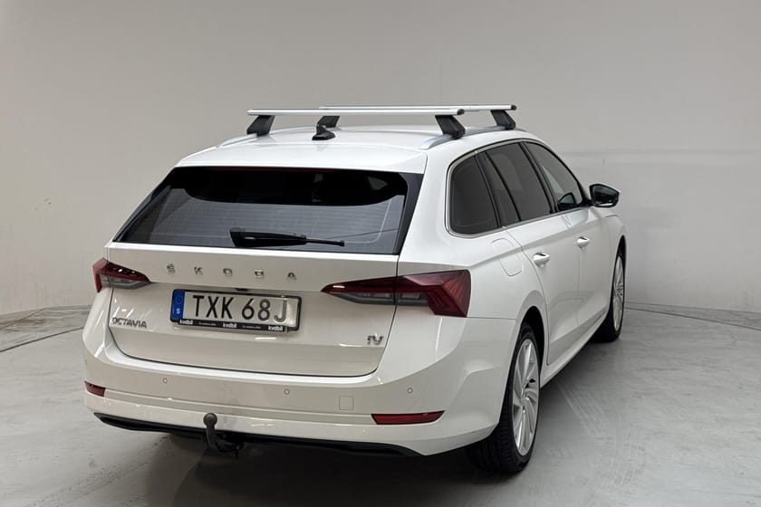 Bild 3 av Škoda Octavia Kombi iV 1.4 PHEV Combi (204hk) Kamera Drag