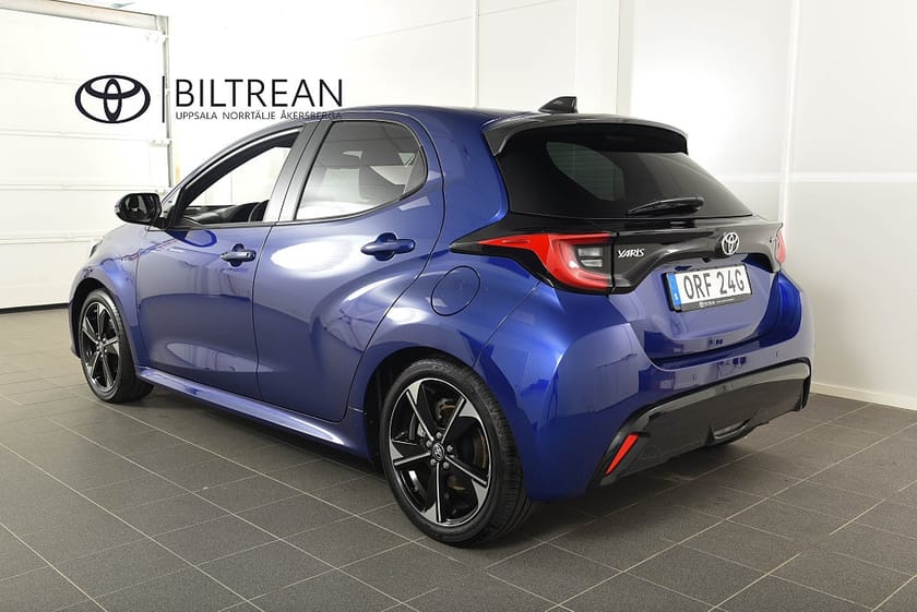Bild 2 av Toyota Yaris Hybrid 130 1,5 Elhybrid Style JBL Vinterhjul