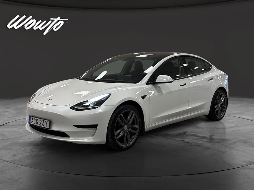 Bild 1 av Tesla Model 3 Standard Range Plus 325HK