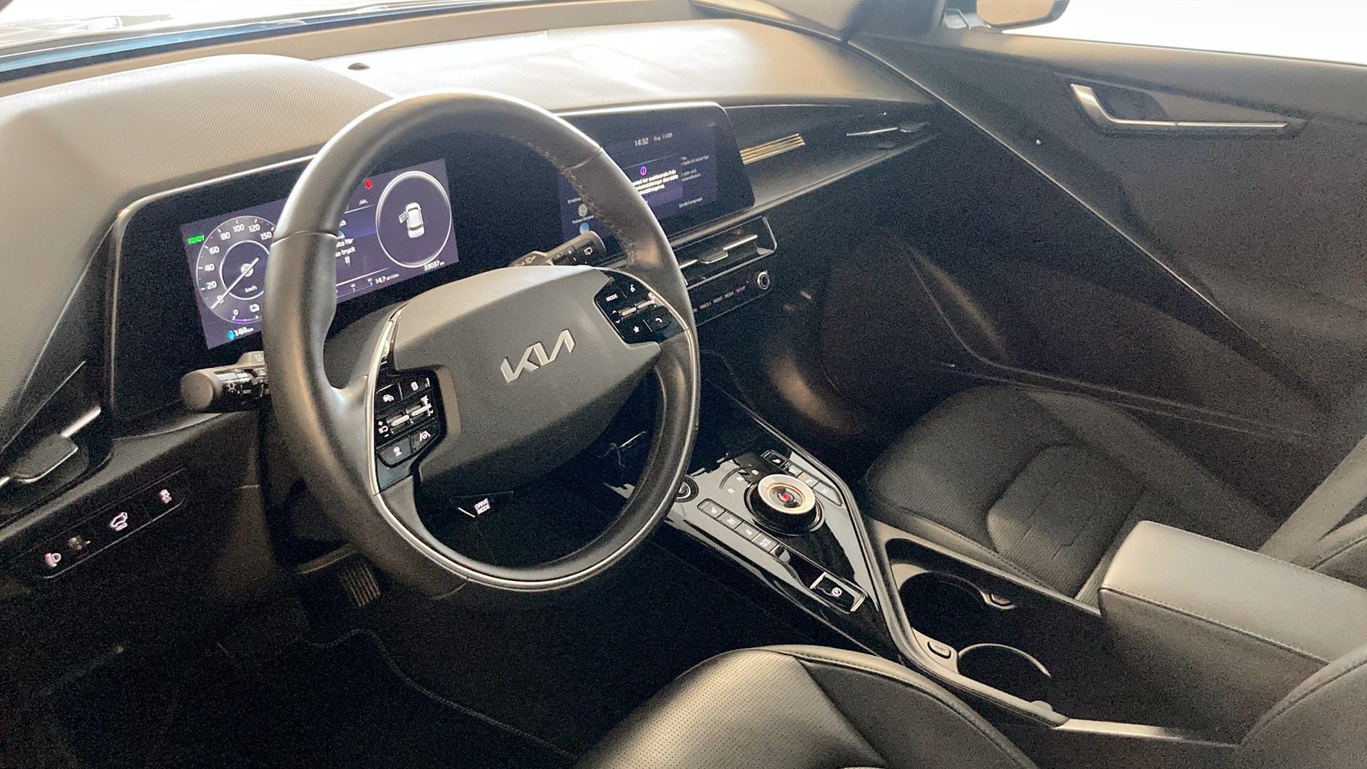 Kia Niro ADVANCE 204hk 64kWh GPS Värmare 2024, bild 4/10