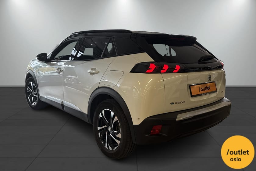 Bilde 3 av Peugeot e-2008 GT | LED KJØRELYS | NAVIGASJON | R.KAM |