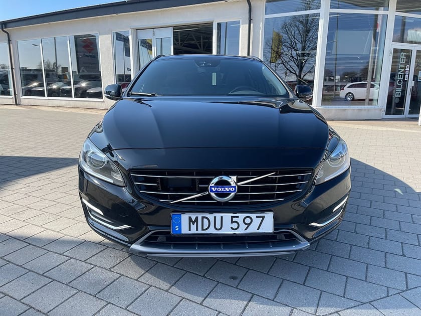 Bild 2 av Volvo V60 D4 190 hk SKINN/GPS/BACKKAMERA/TAKLUCKA/KEYLESS