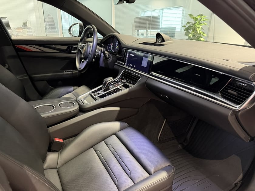 Bild 5 av Porsche Panamera 4 E-Hybrid 