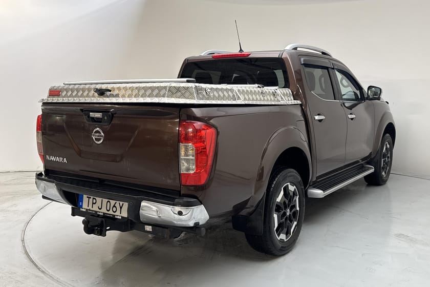 Bild 3 av Nissan Navara Dubbelhytt 2.3 dCi 4x4 (190hk) Tekna Helläder Flaklock