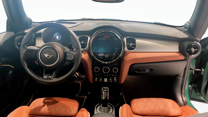 Bild 4 av MINI Cooper SE / Apple CarPlay / Backkamera / Harman Hardon ljudsystem