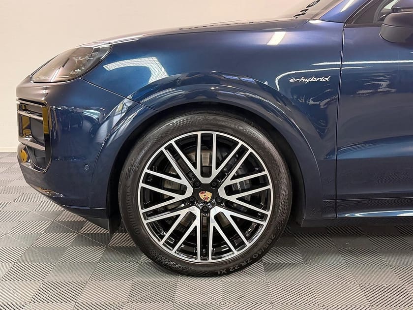 Bild 3 av Porsche Cayenne E-Hybrid Coupé Coupe