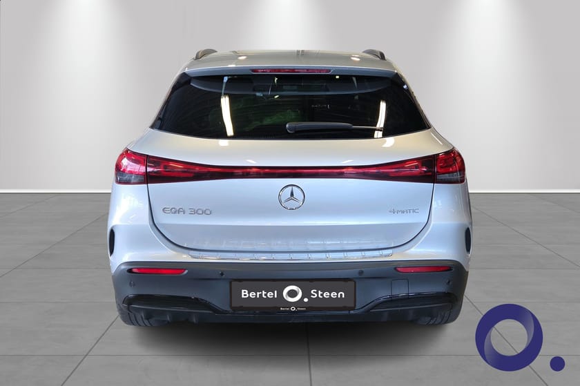Bilde 4 av Mercedes-Benz EQA 300 4MATIC AMG | Hengerfeste, Memory ++
