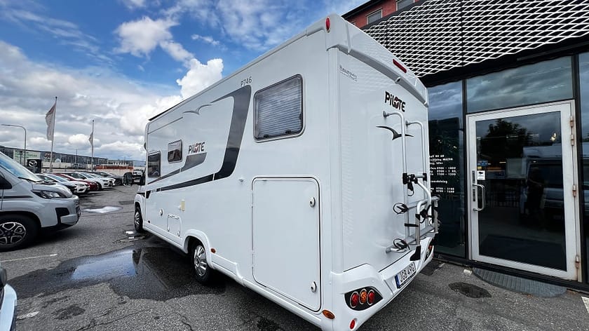Bild 3 av Pilote Campervan Fiat P746GJ