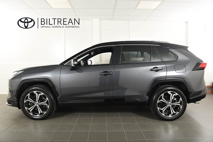 Bild 3 av Toyota RAV4 Plug-in Hybrid AWD Style Bi-Tone Drag