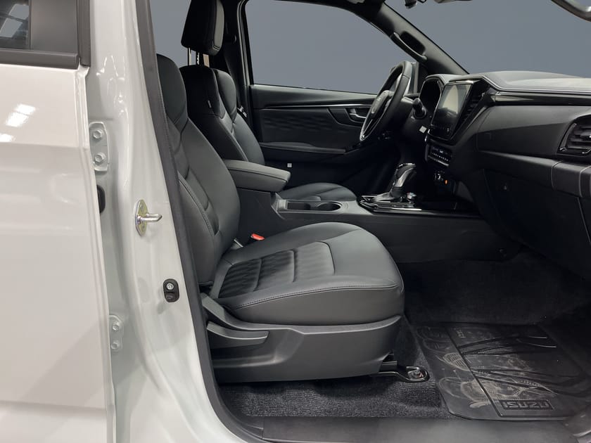 Bild 1 av Isuzu D-Max Crew Cab XRX DC AT CNG