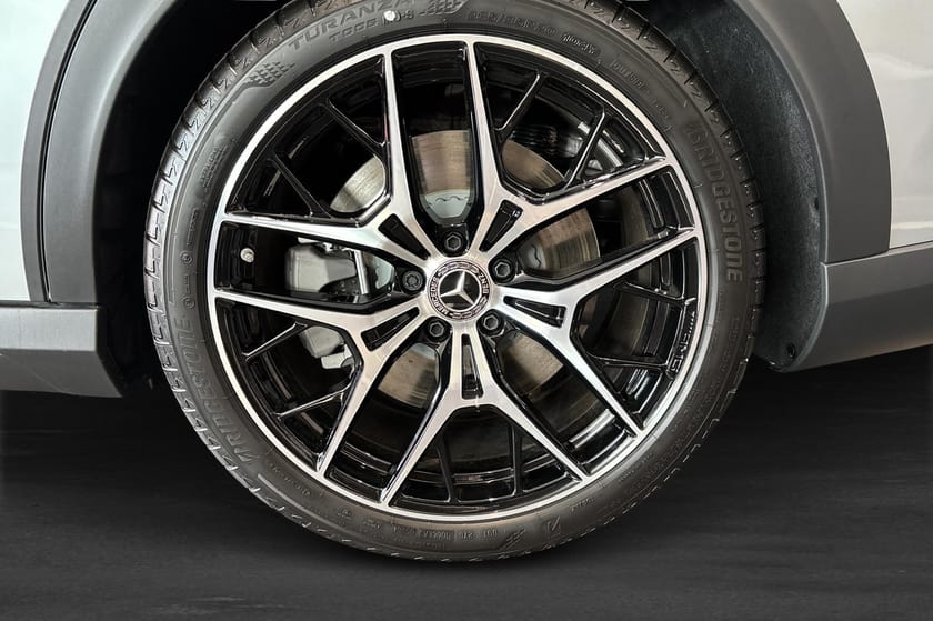 Bild 5 av Mercedes-Benz E 300 de 4MATIC All-Terrain / Avantgarde