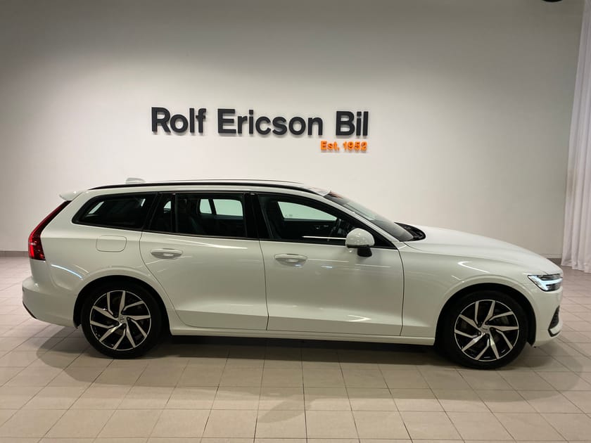 Bild 3 av Volvo V60 T6 TE Momentum Edition