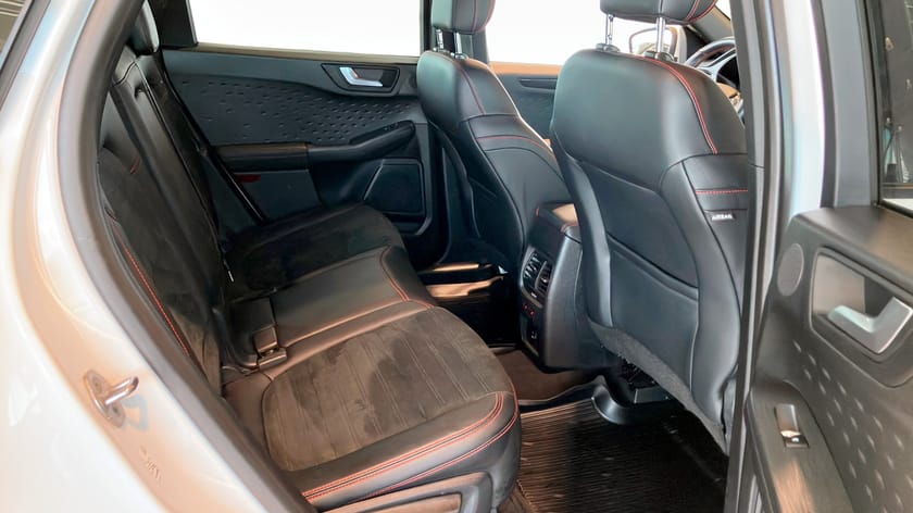 Bild 5 av Ford Kuga Plug-In Hybrid ST-Line X PHEV / Drag / B&O