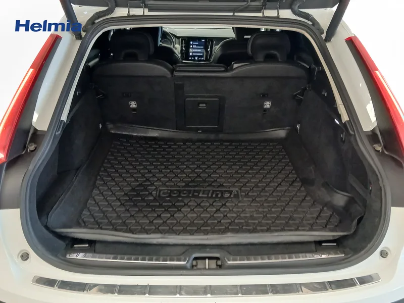 Bild 13 av 15 – Volvo V90 Cross Country D4 AWD Advanced Edt Cross Country Advanced