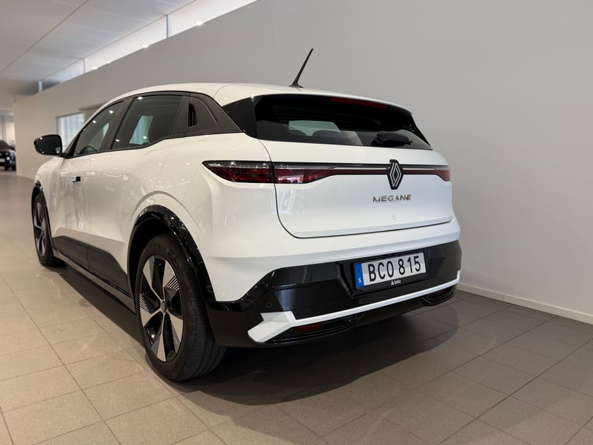 Bild 4 av Renault Mégane E-TECH Equilibre 40kWh/130hk / Adaptiv farthållare / 10 000kr tillbehör /