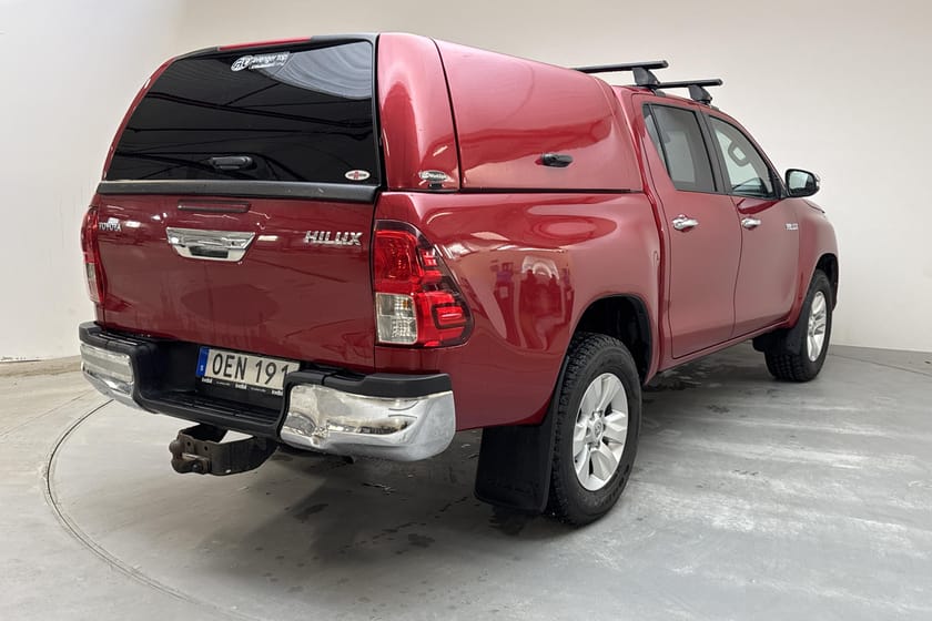 Bild 3 av Toyota Hilux Dubbelhytt 2.4 D 4WD (150hk) Invincible Drag Backkamera