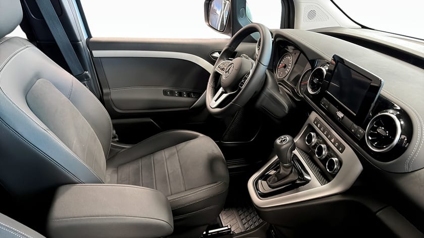 Bild 3 av Mercedes-Benz T 180 d L1
