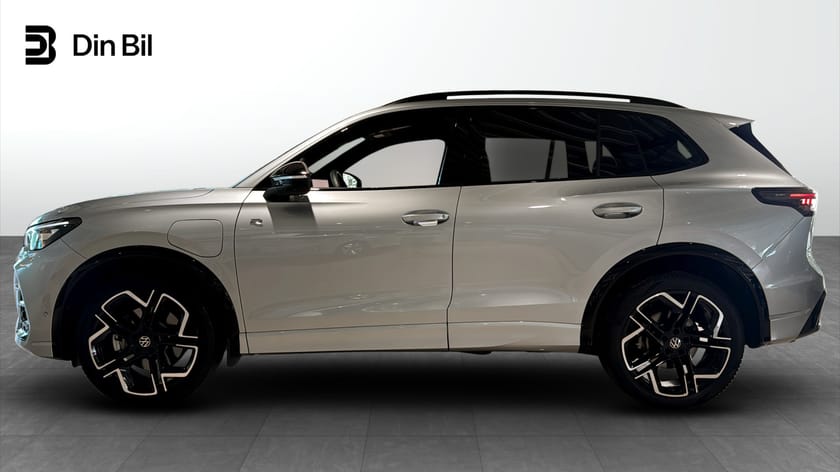 Bild 2 av Volkswagen Tiguan eHybrid R-Line Black Style 272hk Drag/360Kamera