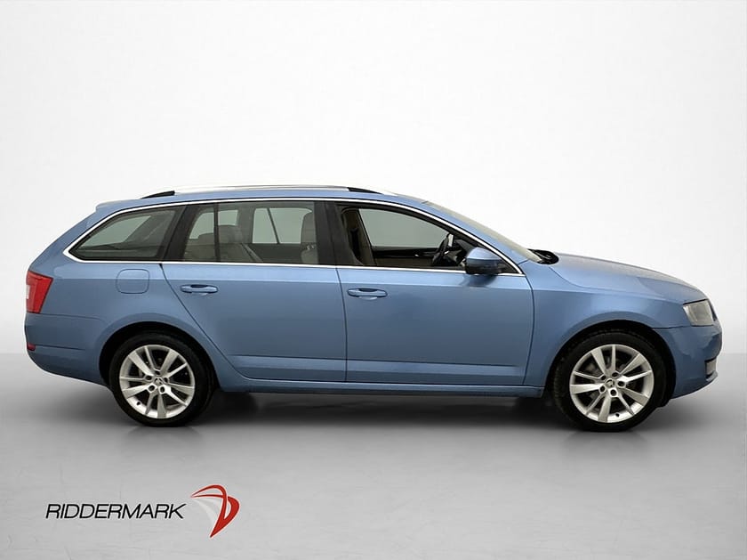 Bild 3 av Škoda Octavia Kombi Skoda TDI Elegance Värm P-Sensorer Bluetooth Drag