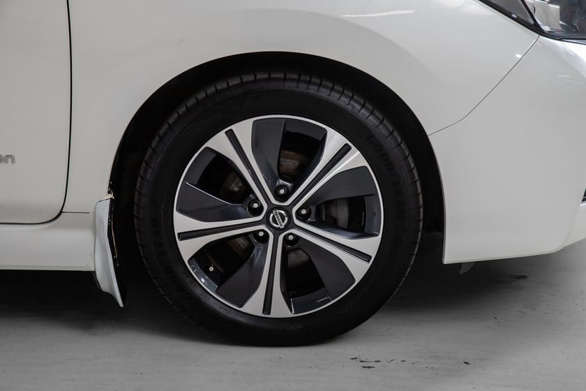 Bilde 4 av Nissan Leaf /SKINN/BLIS/BOSE/DAB+/NAVI/NYLIGSERVET/VARMEPUMPE/++!
