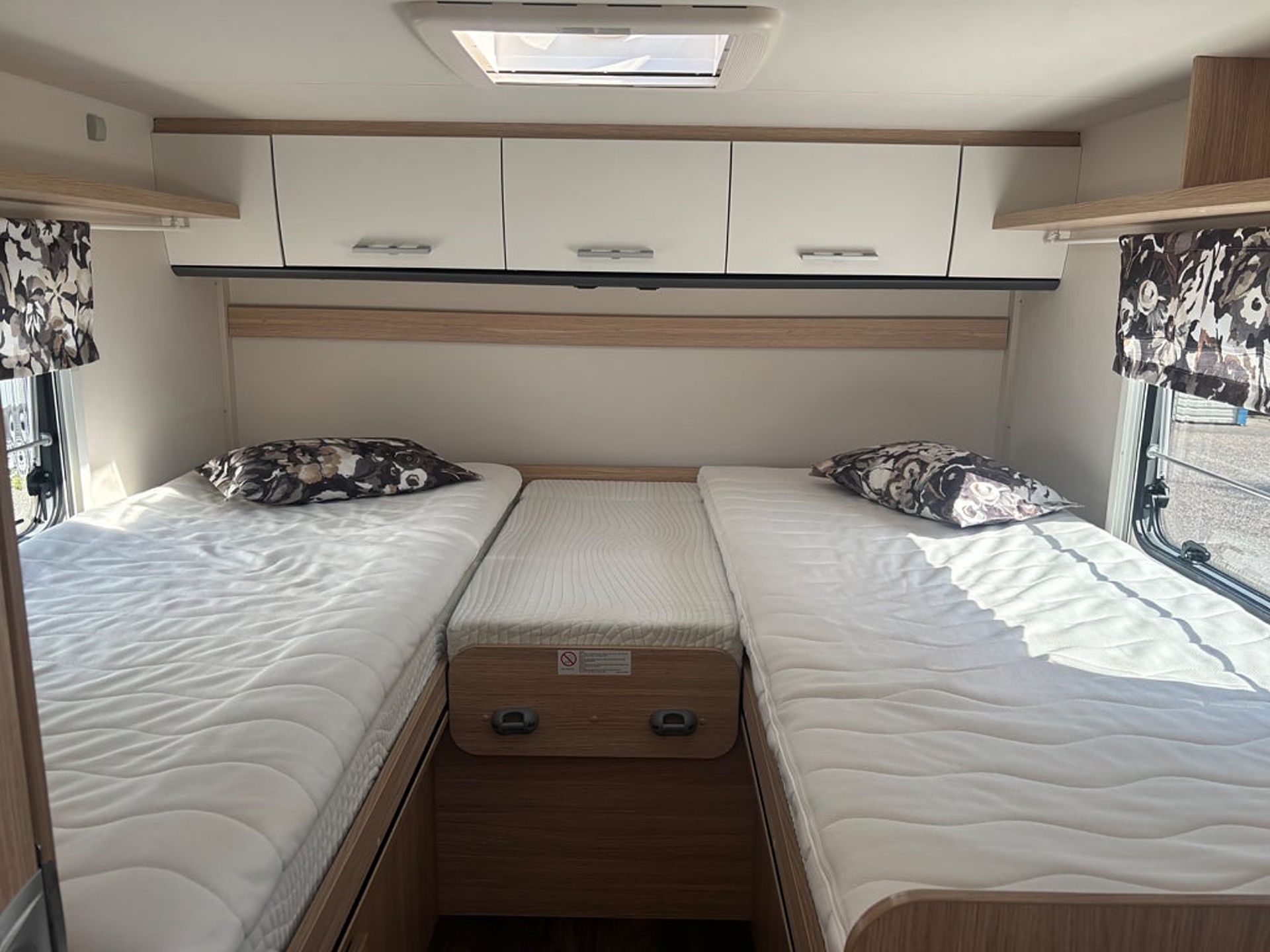 Capron Campervan Fiat 2.3 MultiJet 2019, bild 7/17