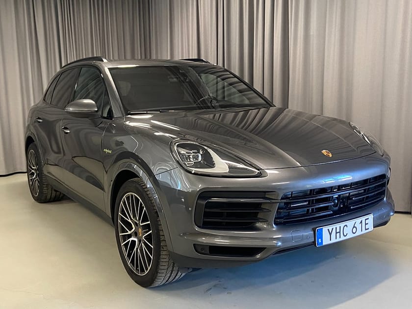 Bild 1 av Porsche Cayenne E-Hybrid 462hk Drag Navi Skinn