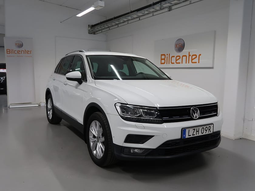 Bild 3 av Volkswagen Tiguan 2.0 TSI 4M V-Däck ingår Drag-Kamera-Värmare-CarPlay-Rat