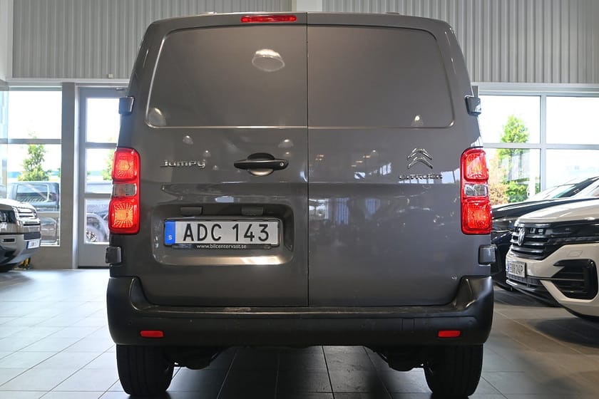 Bild 4 av Citroën Jumpy Van 2.0 BlueHDi 120hk 3-sits Värmare