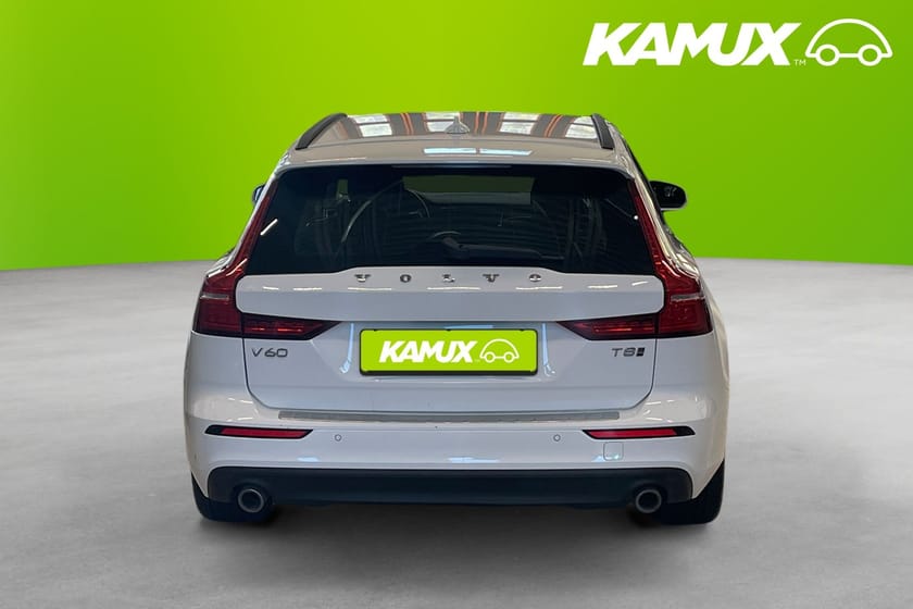 Bild 5 av Volvo V60 T8 AWD Momentum Edition P-värm Drag MOMS