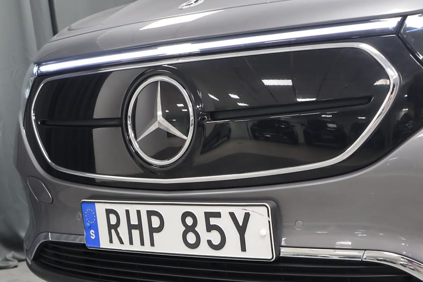 Bild 5 av Mercedes-Benz EQA 300 4MATIC Progressive Line Advanced Plus Drag LED