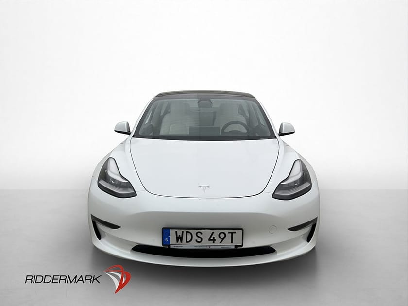 Bild 3 av Tesla Model 3 Long Range AWD FSD Ljus interiör Svensksåld