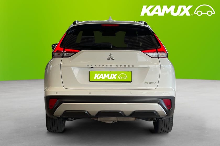 Bild 5 av Mitsubishi Eclipse Cross PHEV 2.4 MIVEC 4WD Kamera Alcantara