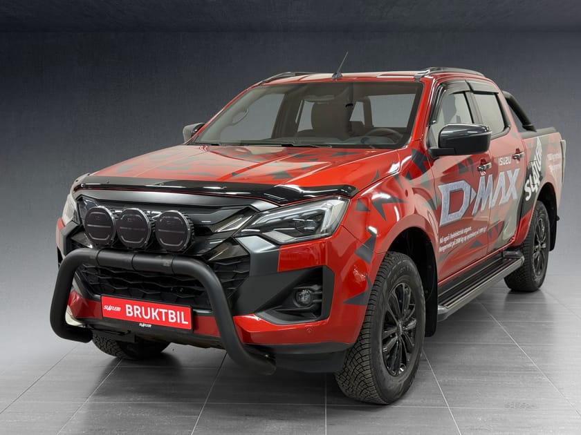 Bilde 2 av Isuzu D-Max Space Cab 1.9 Dobbel Magnum Black Edition|EBERSPRÄCHER/KROK+