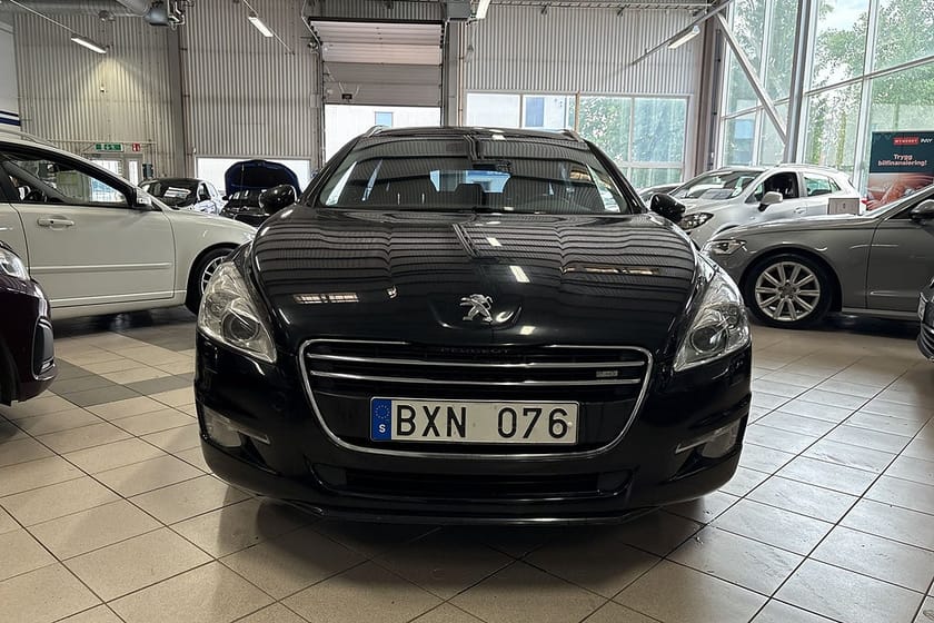 Bild 3 av Peugeot 508 SW 1.6 e-HDi SUPERDEAL 3.95% / PANORAMA / AUTOMAT / PDC