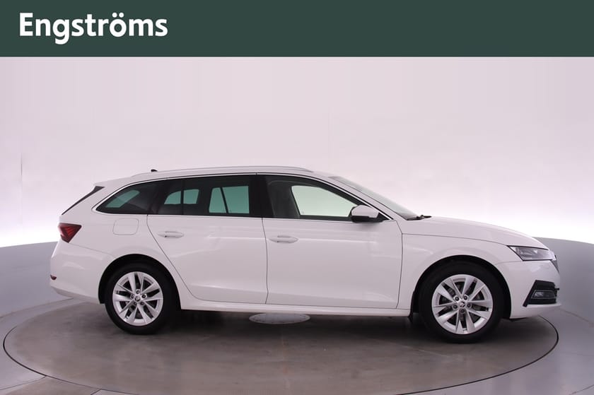 Bild 2 av Škoda Octavia Kombi 1.0 TSI e-TEC 110hk DSG Drag/Värmare