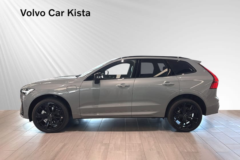 Bild 3 av Volvo XC60 T6 Plus Black Nordic Luftfj Drag 360Kam HUD