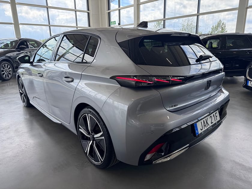 Bild 3 av Peugeot 308 GT 1.2 PureTech | Rattvärme | 360°| CarPlay