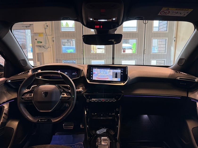 Bild 5 av Peugeot 2008 1.2 PureTech 130 EAT GT Gps B-kamera Dödavinkel MOMS