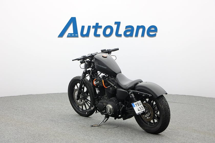 Bild 3 av Harley-Davidson Iron 883 *Vance & Hines, Le Pera, Nyservad