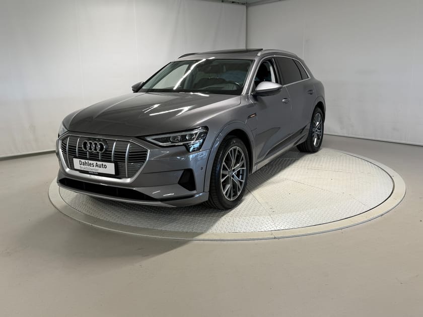 Bilde 1 av Audi e-tron 55 quattro Advanced Plus Pano/ACC/360-kam/HUD/Delskinn/Navi