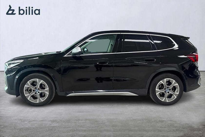 Bild 3 av BMW iX1 xDrive30 xDrive 30 xLine | Farth. | Backkamera | PDC fram & bak