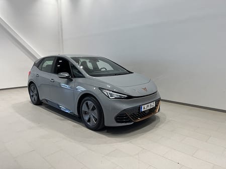 CUPRA Born 58 KWH P-sensorer Apple carplay/android auto