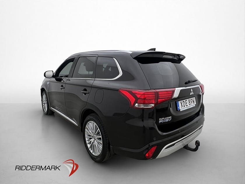 Bild 4 av Mitsubishi Outlander PHEV Business AWD 360Kamera Elstol Drag