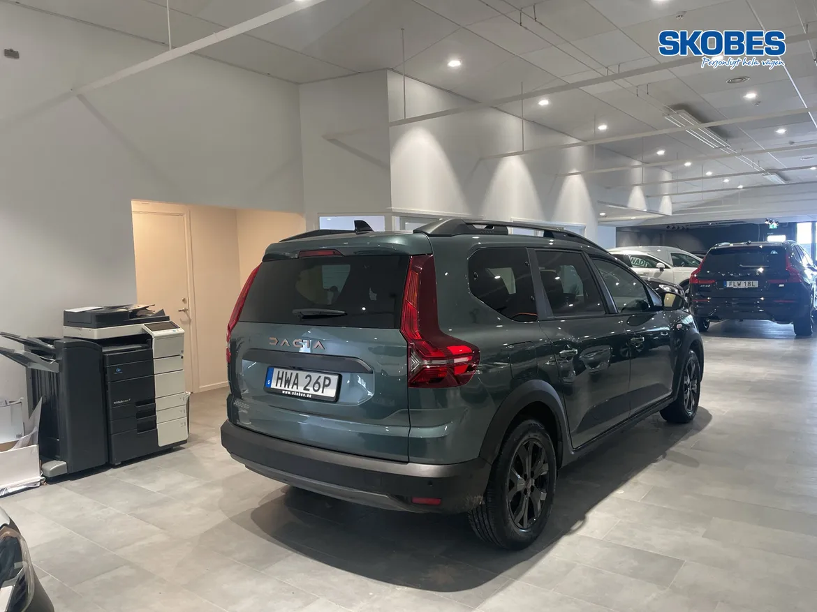 Dacia Jogger 7-sätes HYBRID 140
