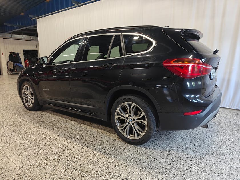 Bild 3 av BMW X1 sDrive20i Steptronic, 192hk Sport line, Pano