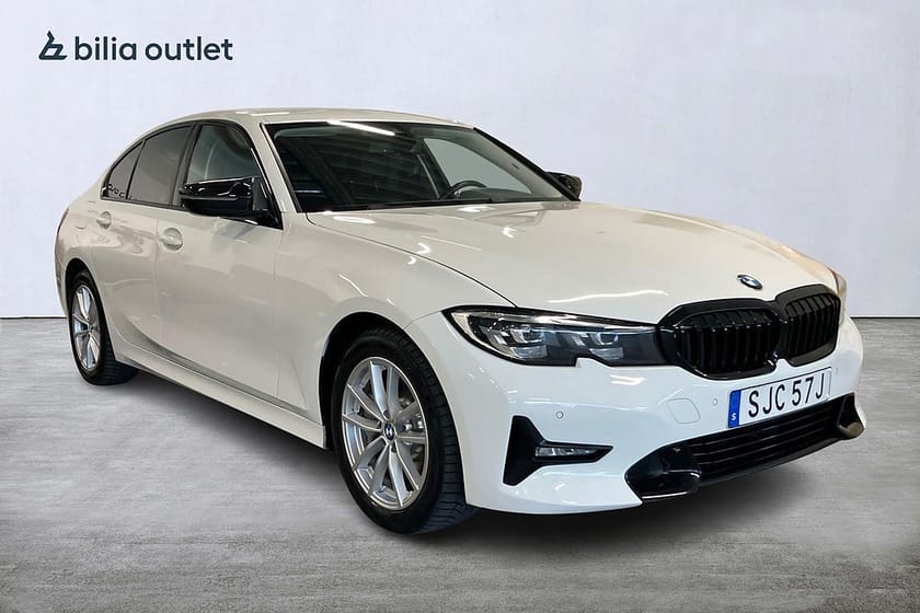 Bild 2 av BMW 330e Sedan Sport line Navigation