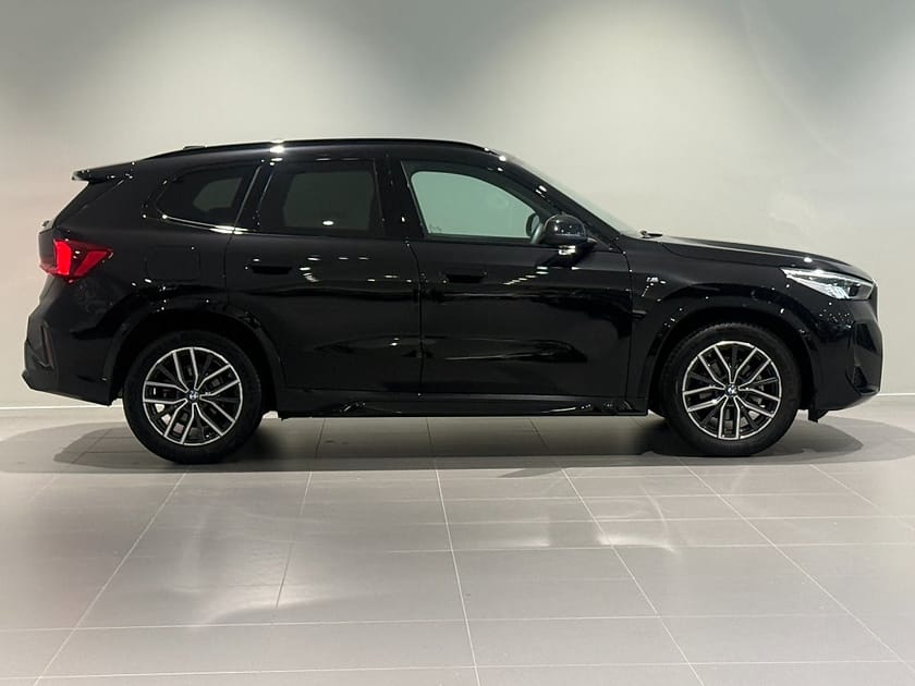 Bild 3 av BMW X1 sDrive18i M Sport Drag Adpt Farth H/K Elstol m minne