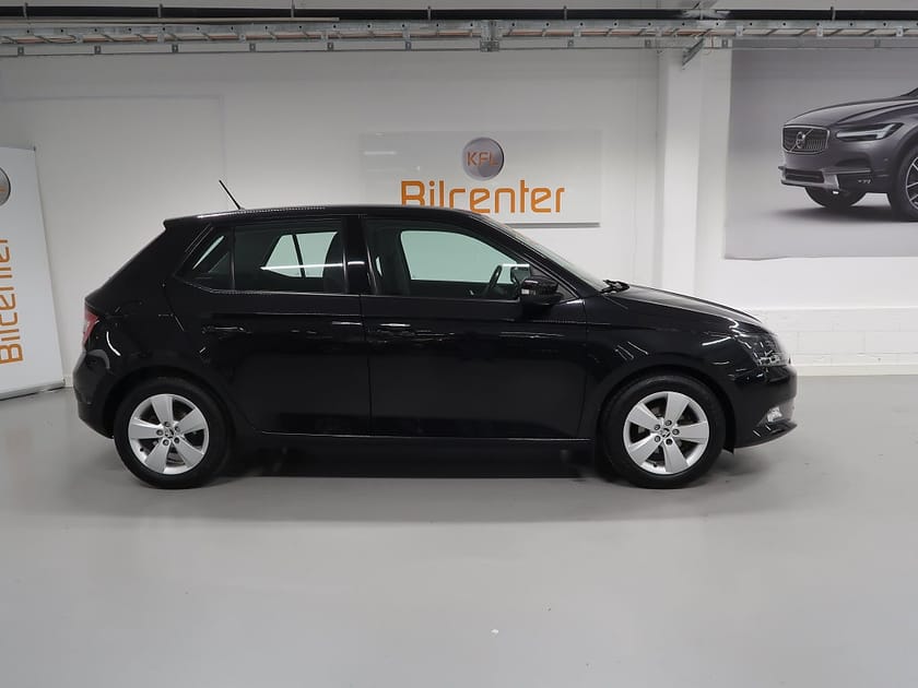 Bild 5 av Škoda Fabia Skoda 1.2 TSI Style V-Däck ingår CarPlay-Bluetooth-Farthållar