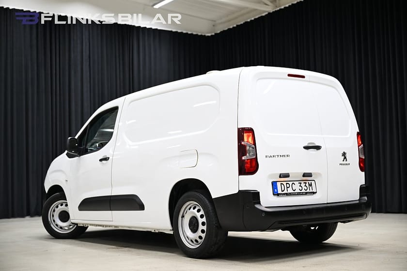 Bild 3 av Peugeot Partner Utökad Last 100HK L2|V-Inredd|Drag|Värmare|EnÄgare