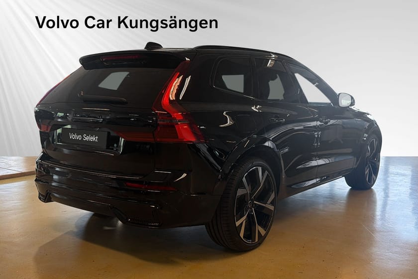 Bild 5 av Volvo XC60 T8 Plus Black Nordic Edition Bowers Lounge 22" Pano Massage Luftfjädring 360-kamera Selekt